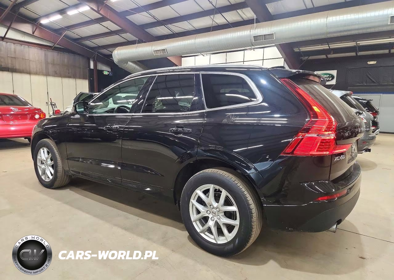 2021 Volvo Xc60 T5 Momentum VIN:YV4102RK1M1875606 - 2