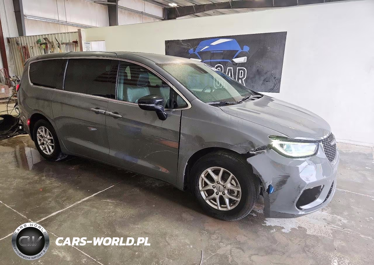 2025 Chrysler Pacifica Hybrid VIN:2C4RC1BG8SR504528 - 4