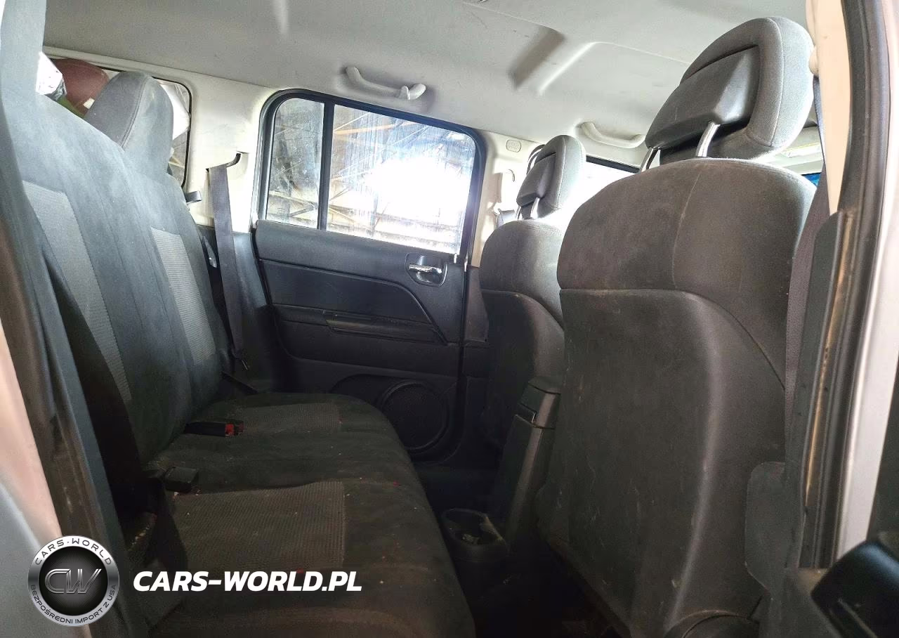 2012 Jeep Patriot Sport VIN:1C4NJRBB2CD537715 - 10