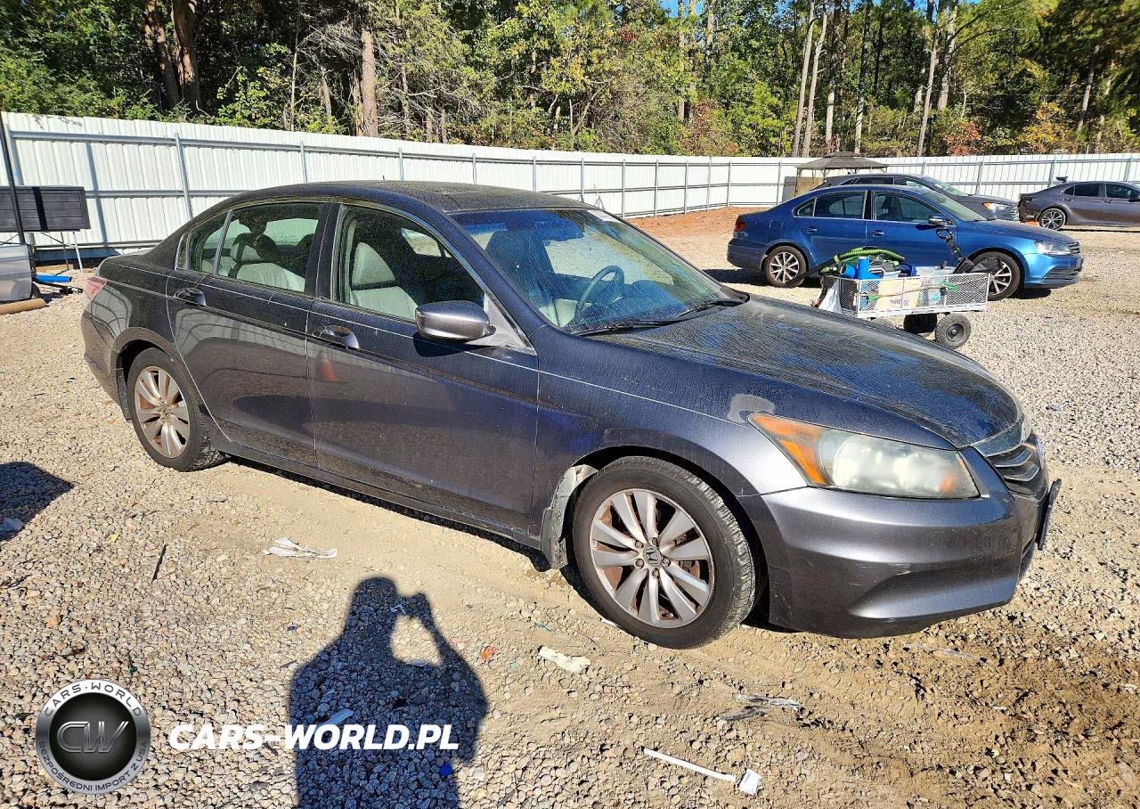 2011 Honda Accord Exl VIN:1HGCP2F81BA018894 - 4