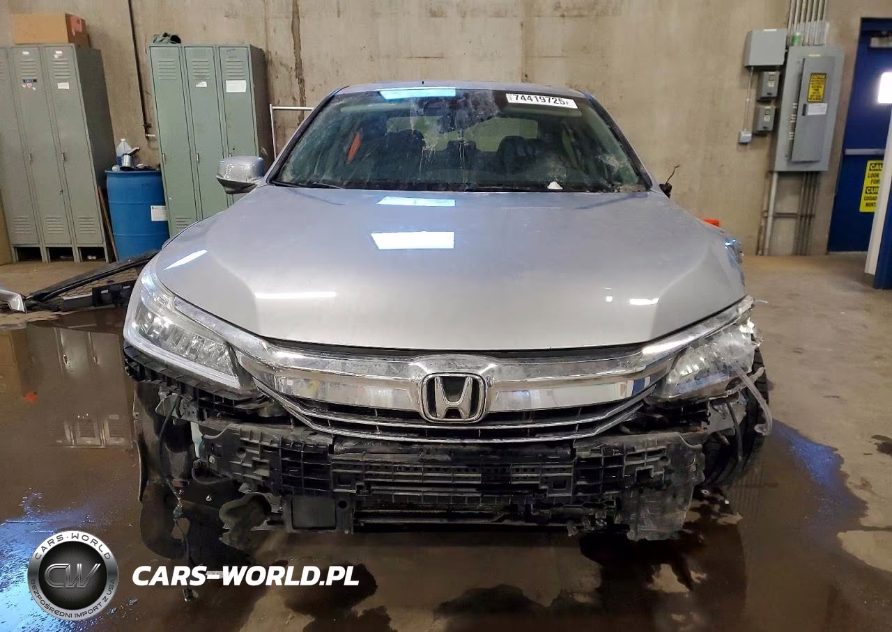 2017 Honda Accord Touring Hybrid VIN:JHMCR6F78HC029460 - 5