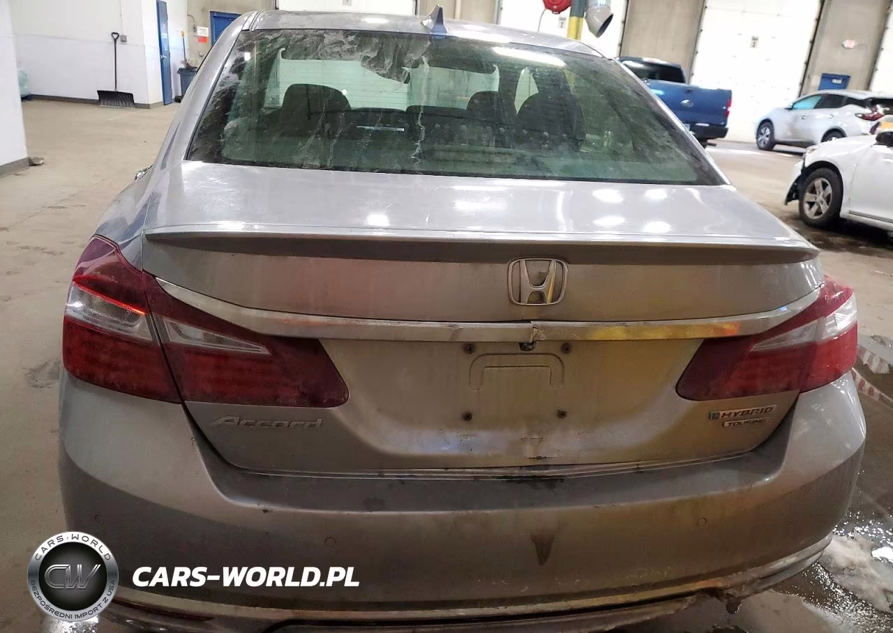2017 Honda Accord Touring Hybrid VIN:JHMCR6F78HC029460 - 6