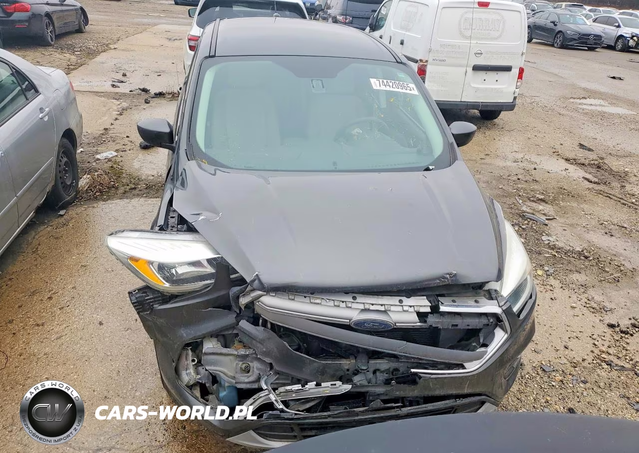 2017 Ford Escape Se VIN:1FMCU9GD3HUA69067 - 5