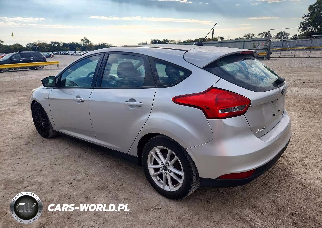 2016 Ford Focus Se VIN:1FADP3K20GL222422 - 2