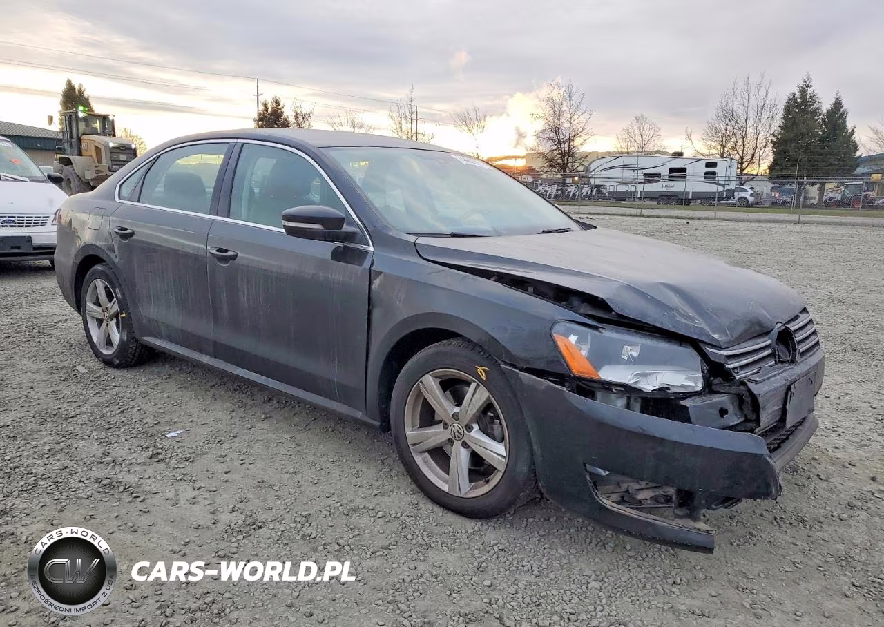 2015 Volkswagen Passat Se VIN:1VWBT7A38FC031633 - 4