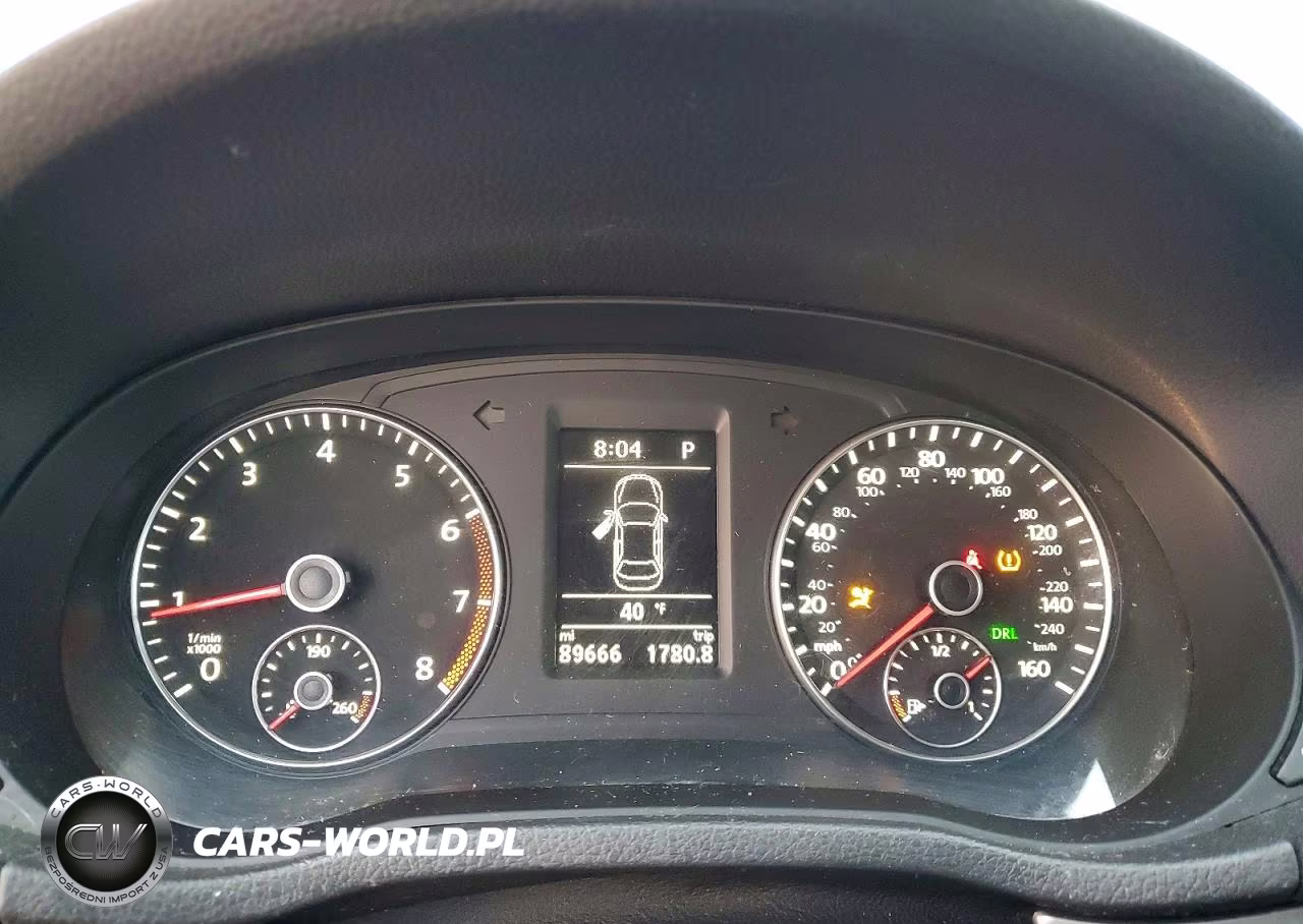 2015 Volkswagen Passat Se VIN:1VWBT7A38FC031633 - 9