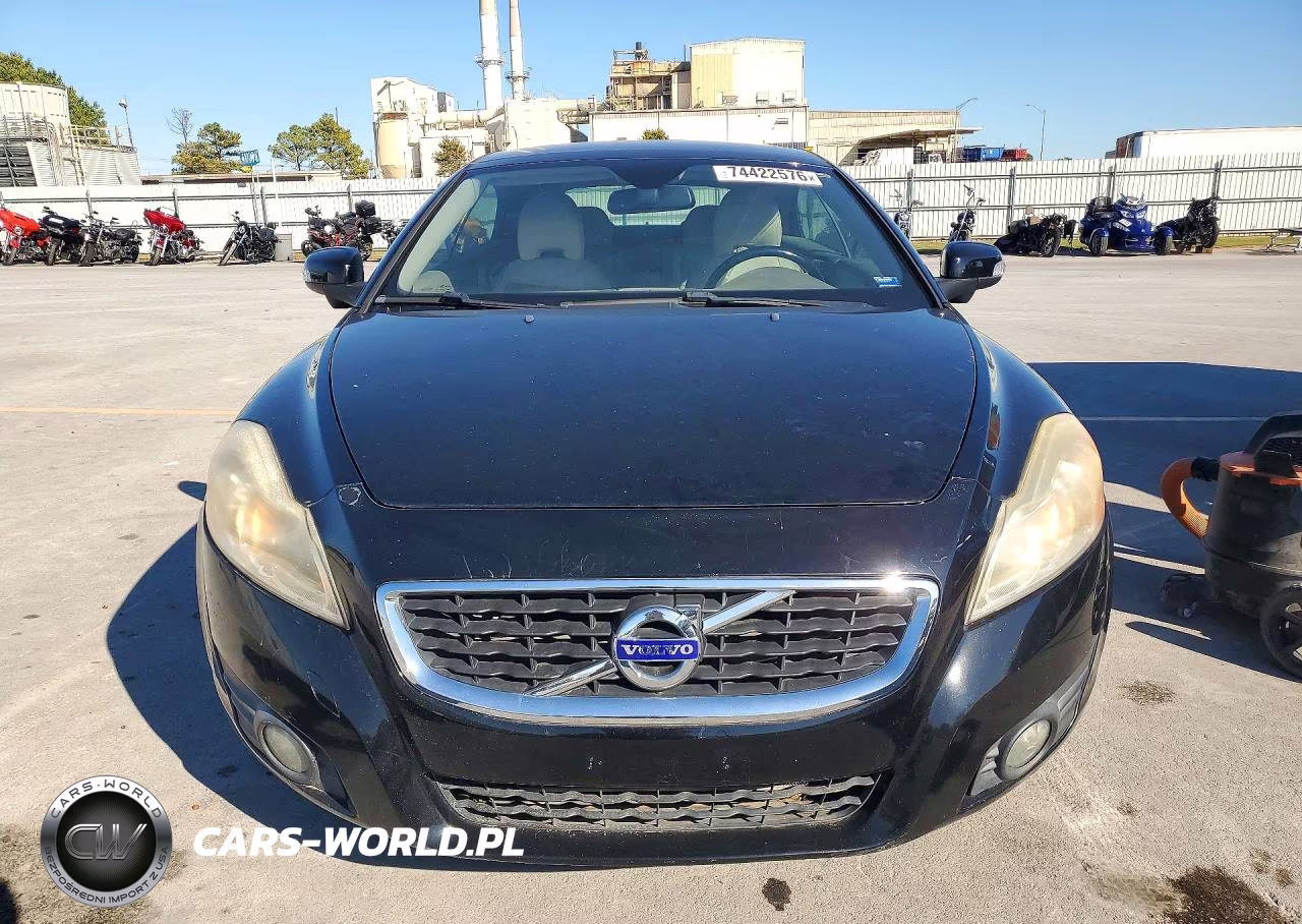 2011 Volvo C70 T5 VIN:YV1672MC1BJ114828 - 5