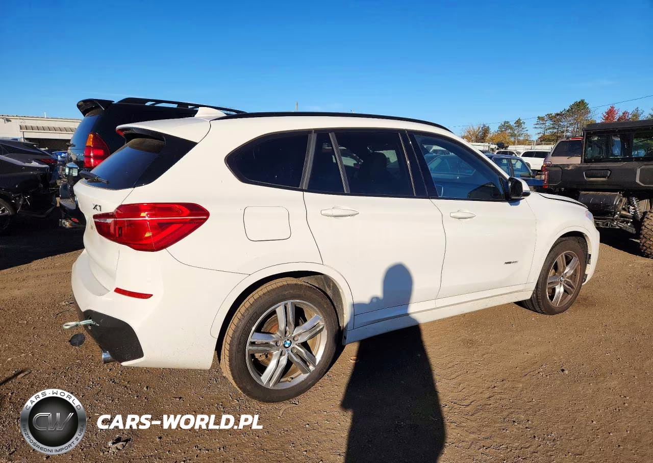 2018 BMW X1 xDrive28I VIN:WBXHT3C34J5F89629 - 3