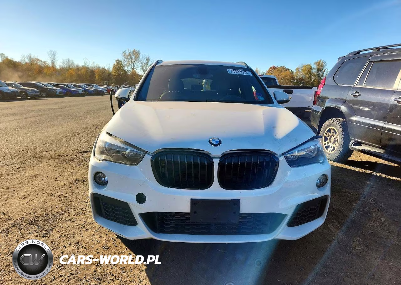 2018 BMW X1 xDrive28I VIN:WBXHT3C34J5F89629 - 5