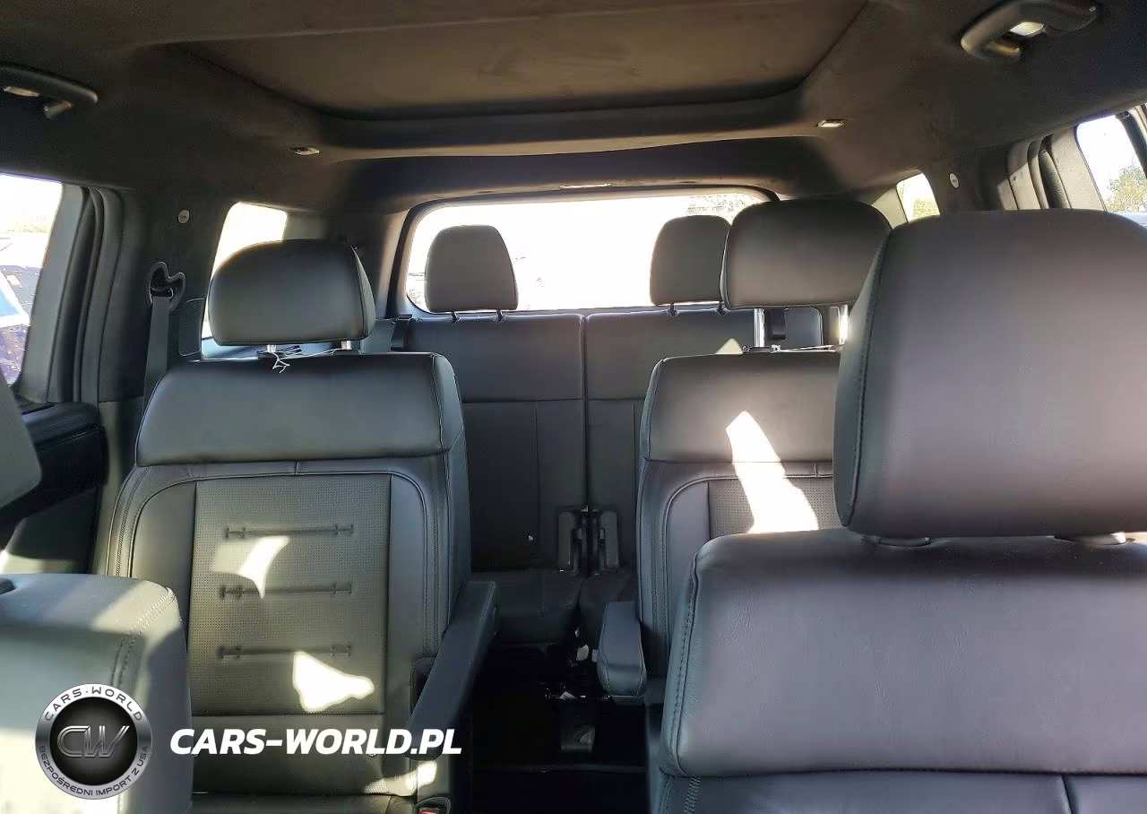 2024 Hyundai Santa Fe Calligraphy VIN:5NMP54GLXRH052935 - 10