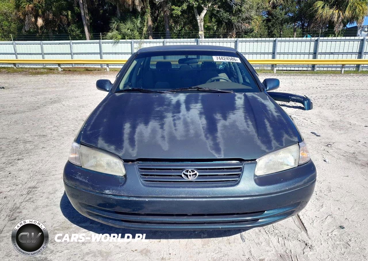 1998 Toyota Camry Le VIN:4T1BG22K5WU323391 - 5