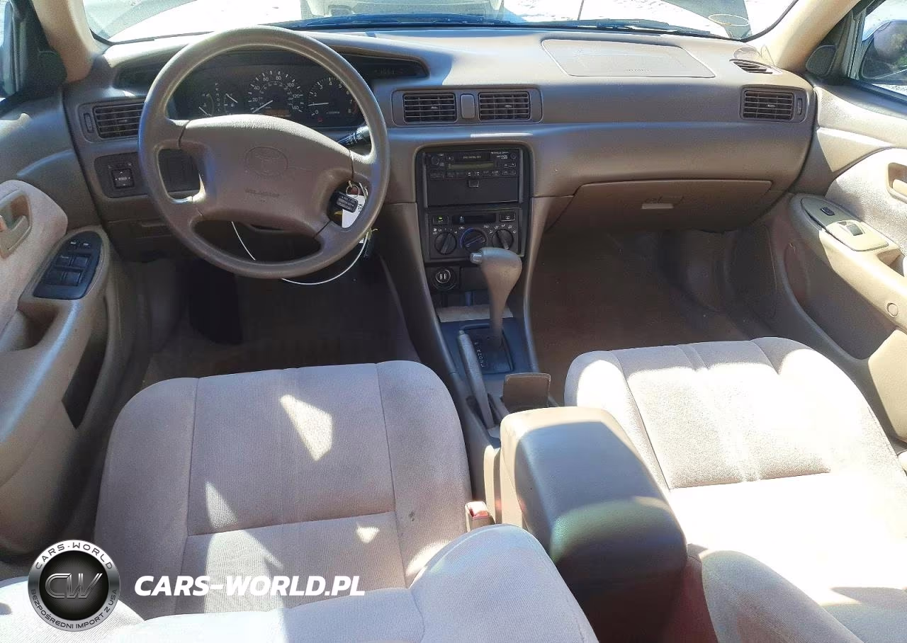 1998 Toyota Camry Le VIN:4T1BG22K5WU323391 - 8