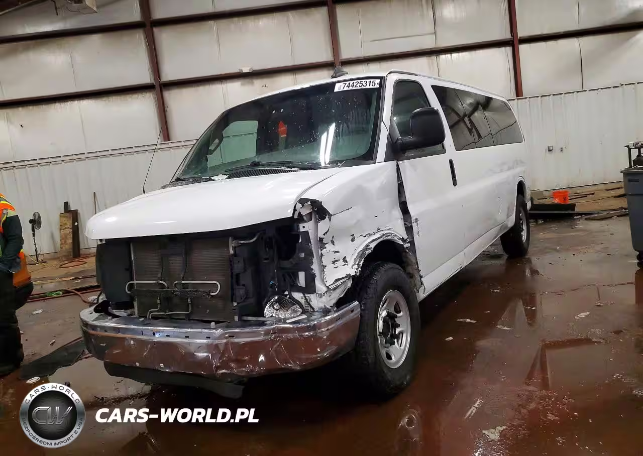 2016 Chevrolet Express G3500 Ls