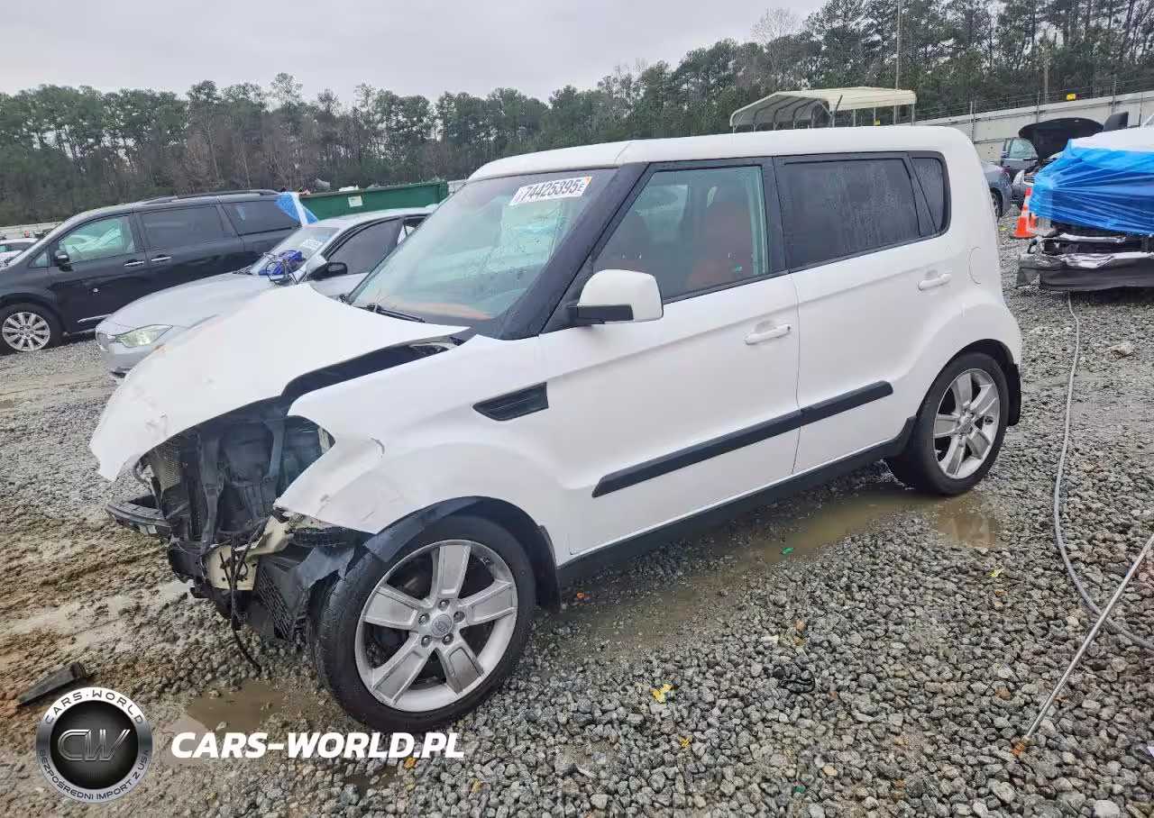 2011 Kia Soul +