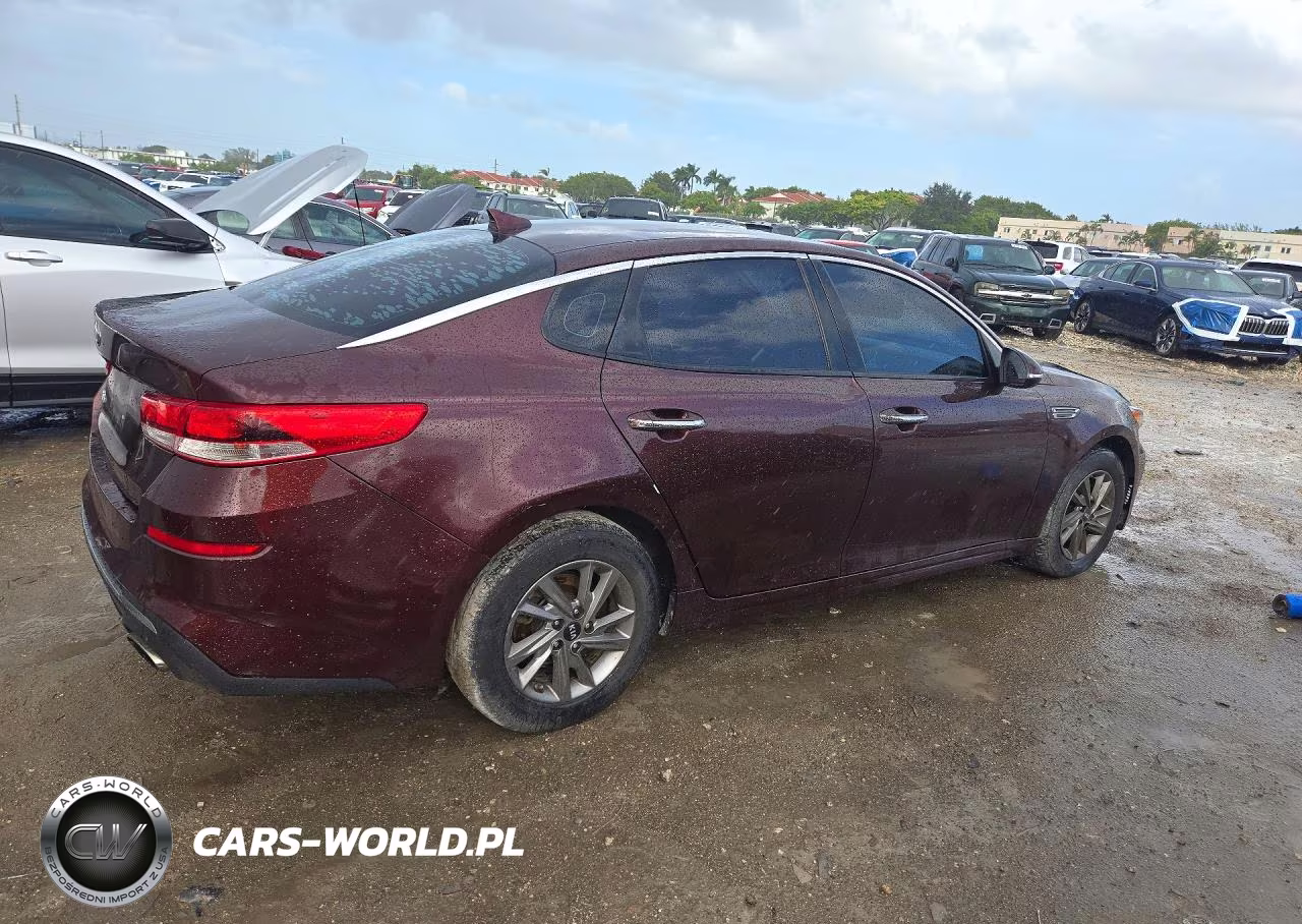 2020 Kia Optima Lx VIN:5XXGT4L35LG426319 - 3
