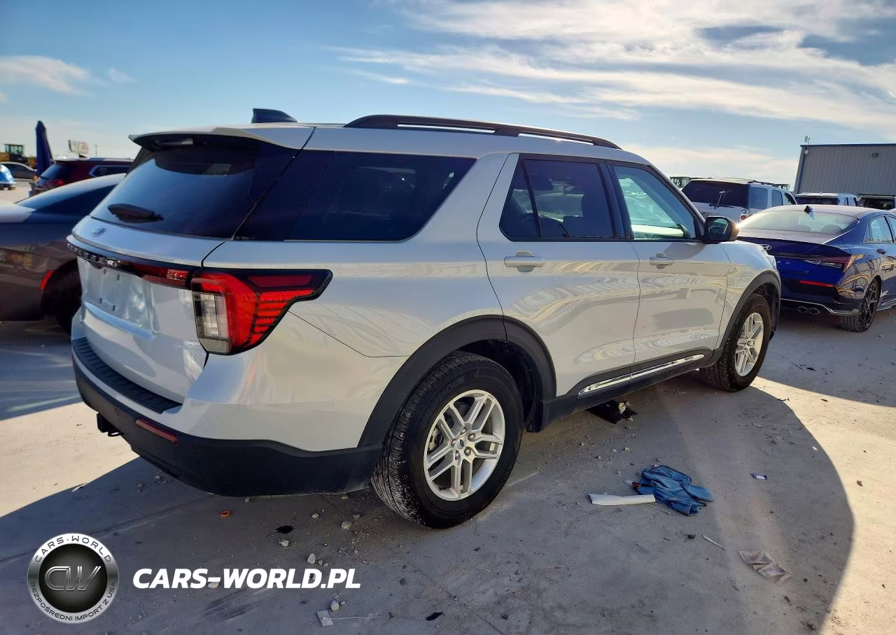 2025 Ford Explorer Active VIN:1FMUK7DH4SGB27943 - 3