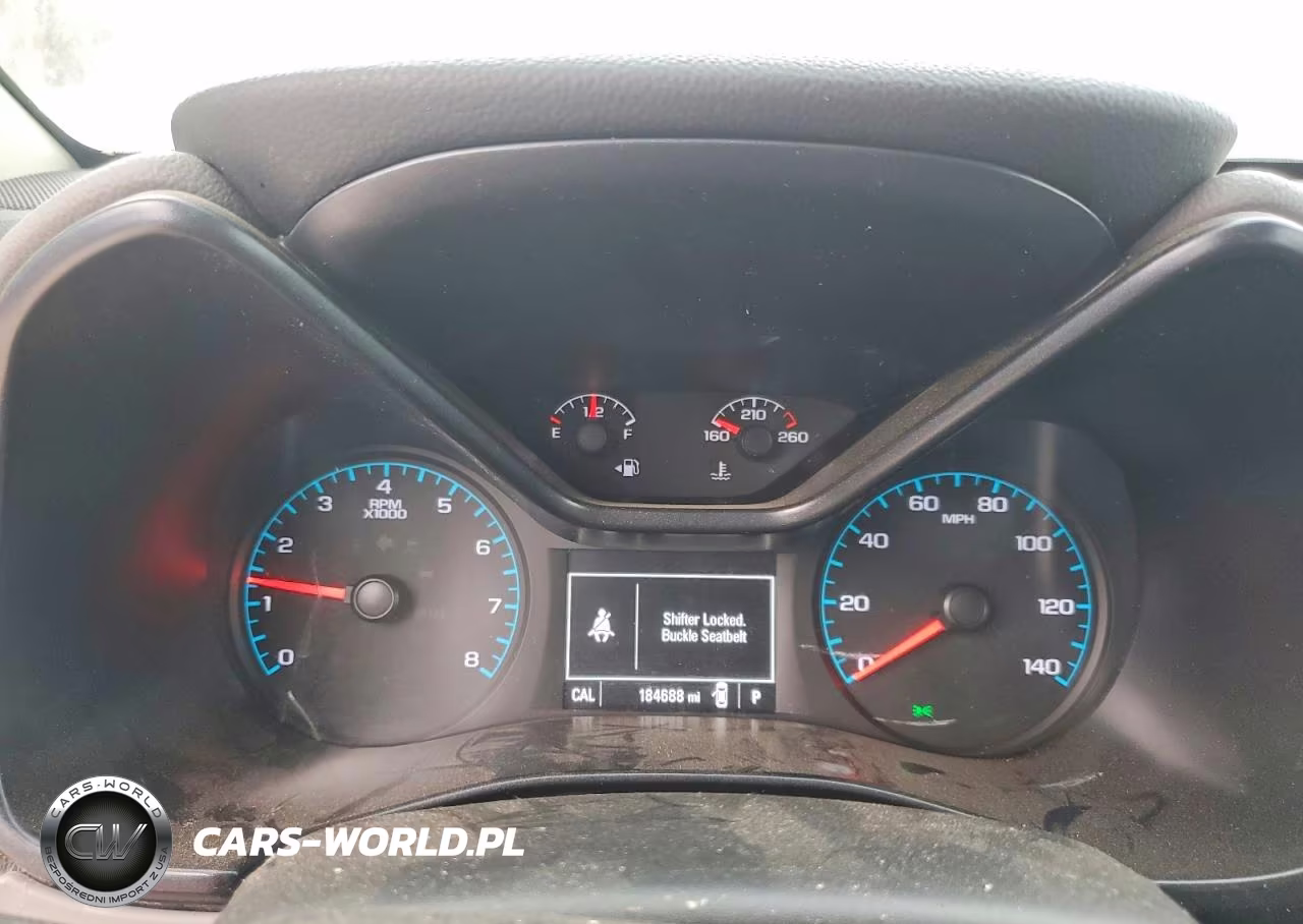 2018 Chevrolet Colorado VIN:1GCHSBEA8J1146281 - 9