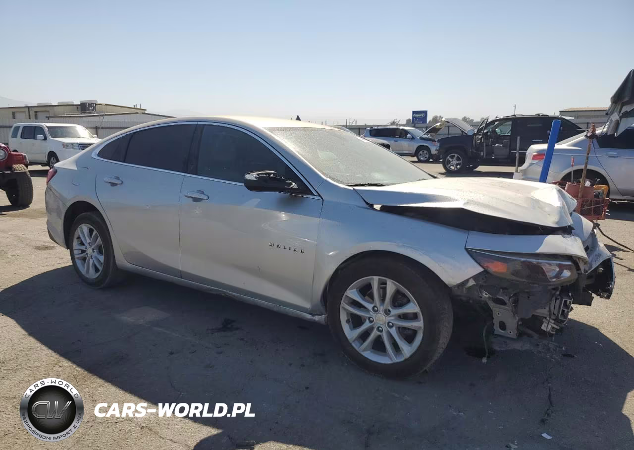 2018 Chevrolet Malibu Lt VIN:1G1ZD5ST2JF121801 - 4