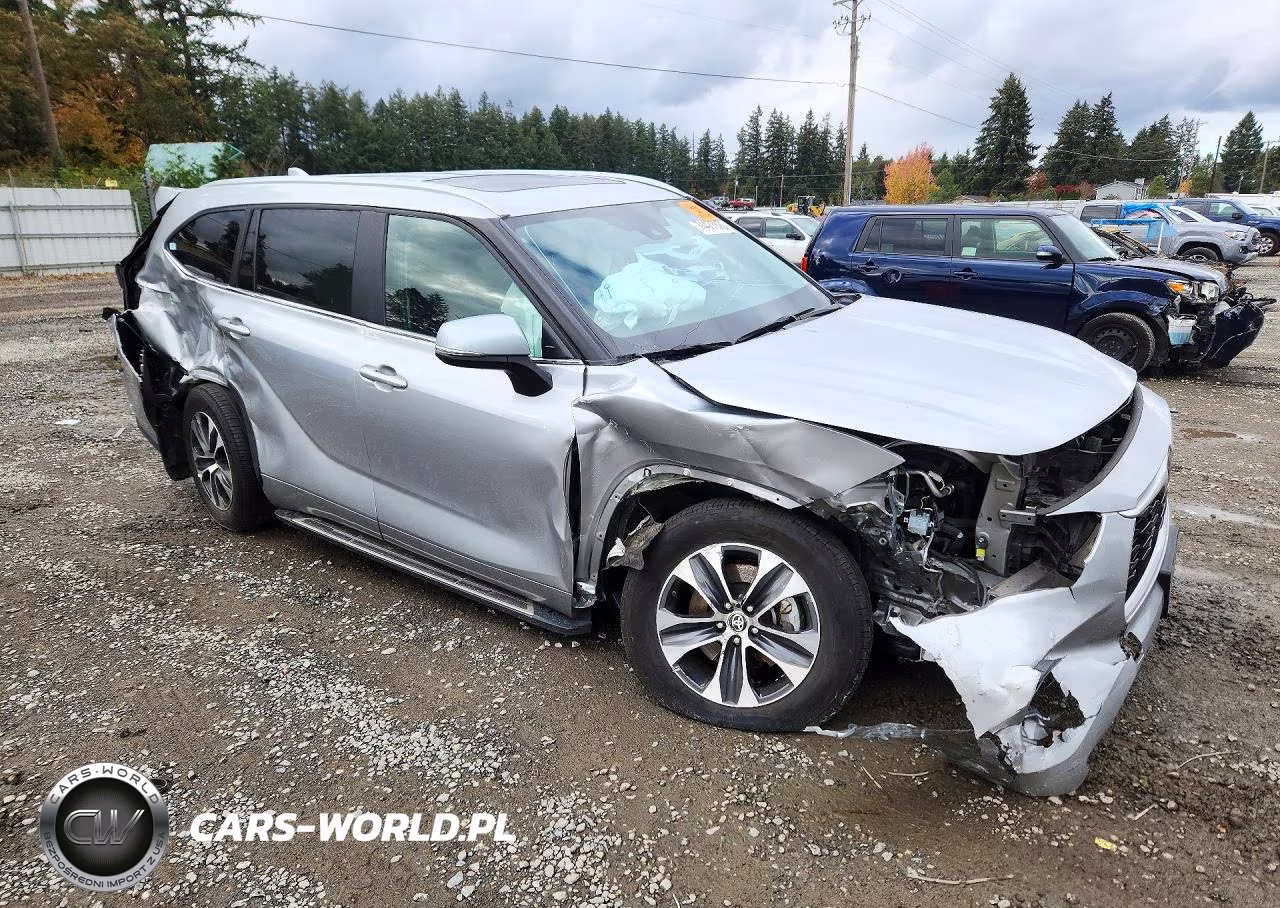 2025 Toyota Highlander Xle VIN:5TDKDRBH9SS576268 - 4