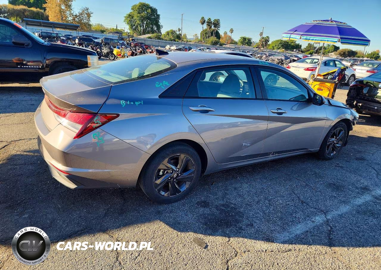 2021 Hyundai Elantra Sel VIN:KMHLS4AG4MU098972 - 3