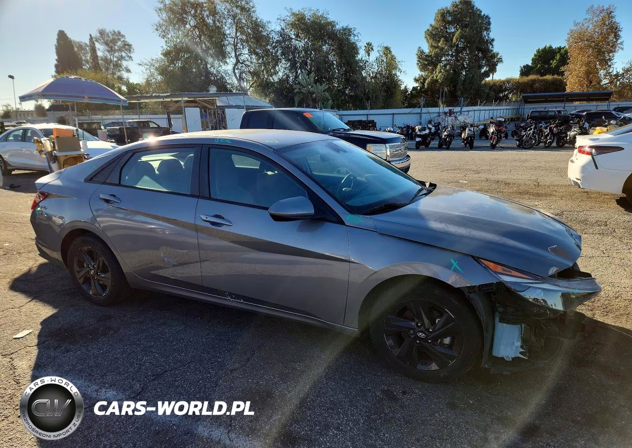 2021 Hyundai Elantra Sel VIN:KMHLS4AG4MU098972 - 4