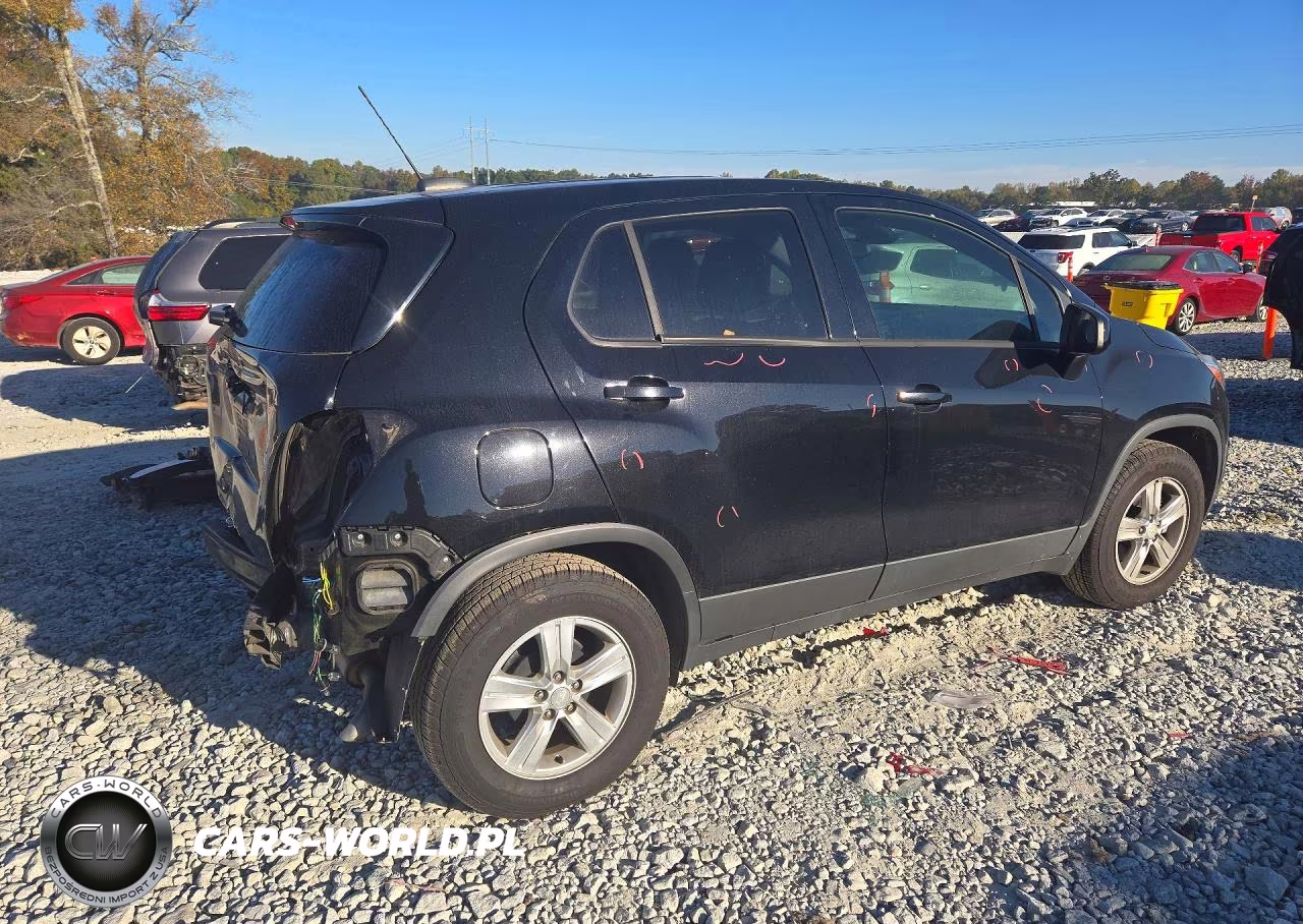 2019 Chevrolet Trax Ls VIN:3GNCJKSB5KL334901 - 3