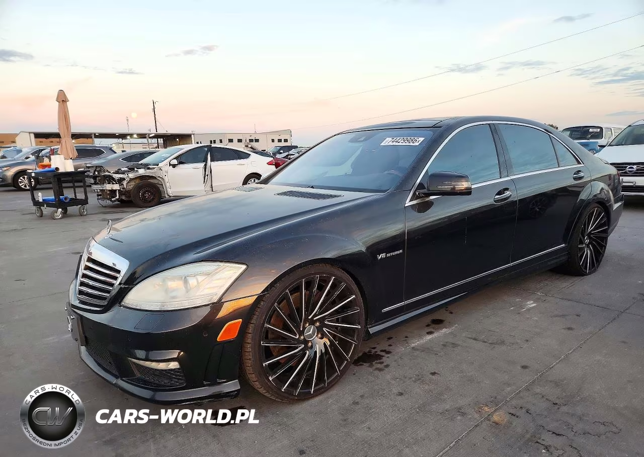 2011 Mercedes-Benz S 63 Amg VIN:WDDNG7EB1BA373880 - 1