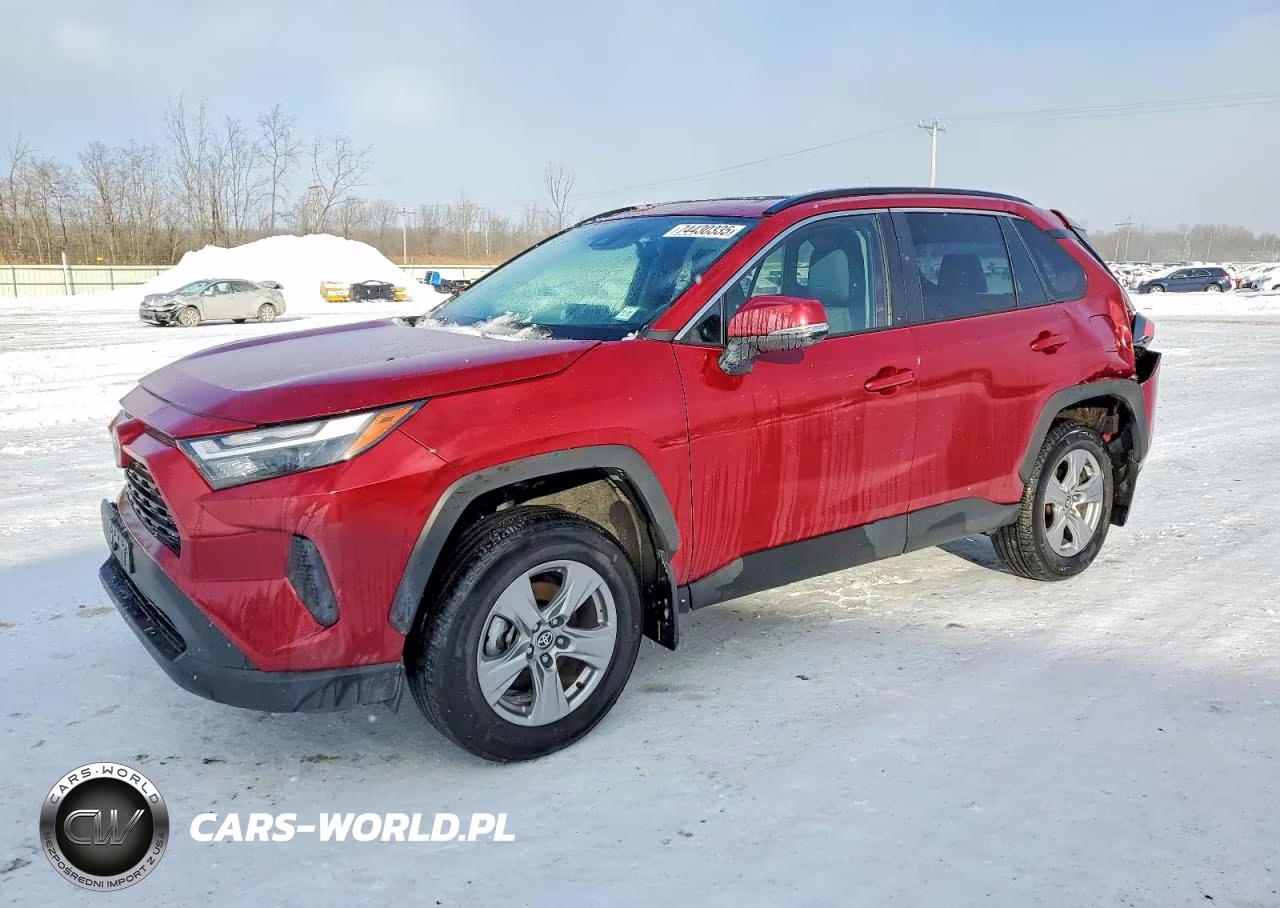 2025 Toyota Rav4 Xle – zdjęcie 1 z 13