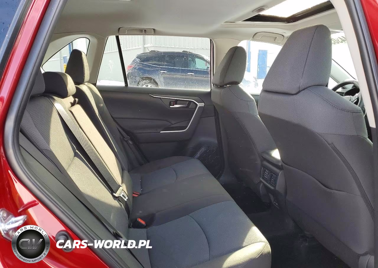 2025 Toyota Rav4 Xle VIN:2T3P1RFV5SW510927 - 11