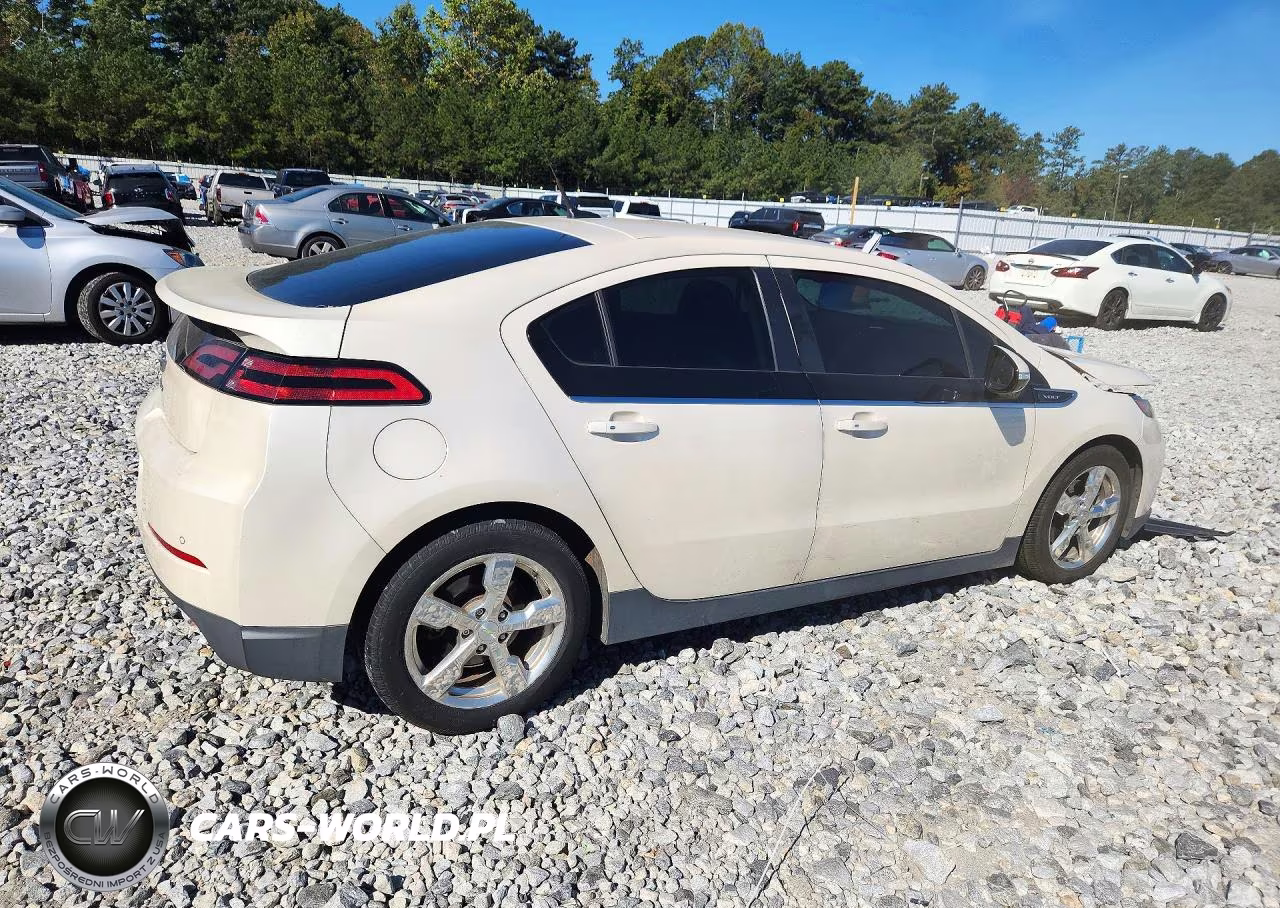 2014 Chevrolet Volt VIN:1G1RD6E43EU136903 - 3