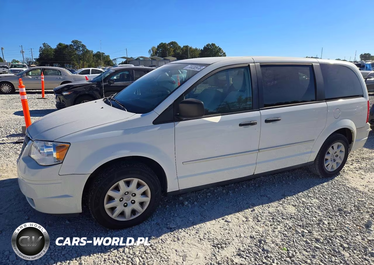 2008 Chrysler Town & Country Lx