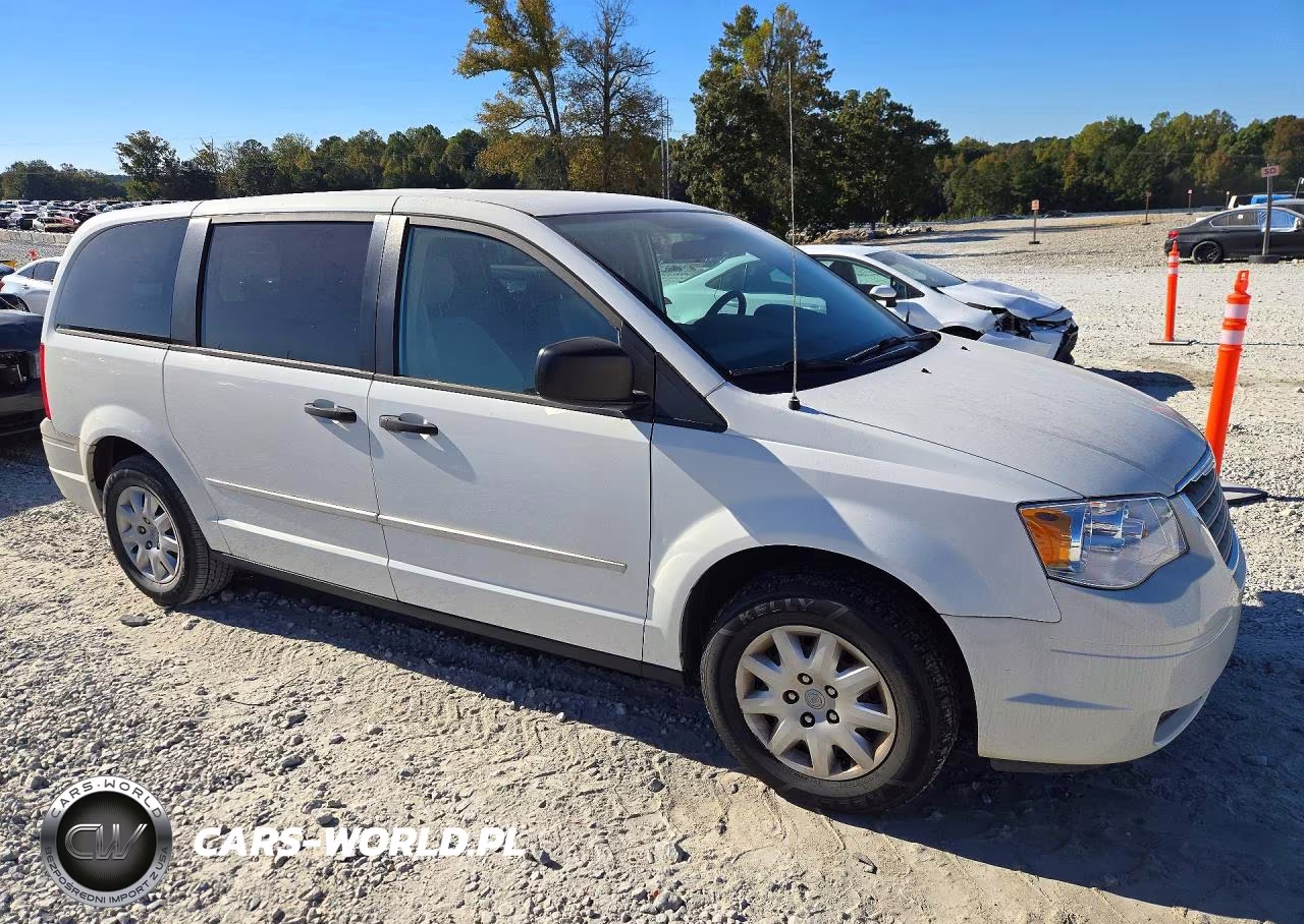 2008 Chrysler Town & Country Lx VIN:2A8HR44H08R841066 - 4