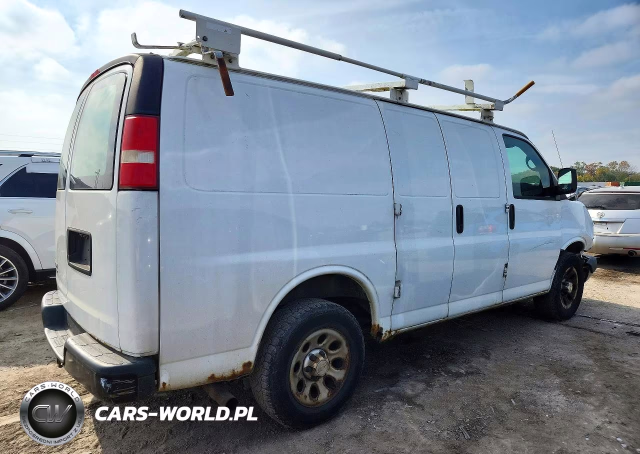 2012 Chevrolet Express 1500 Delivery Van VIN:1GCSGAFX8C1112719 - 3