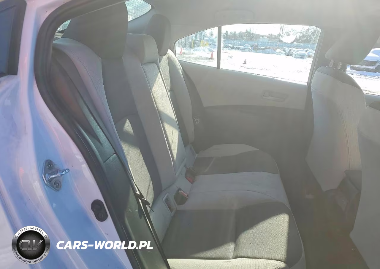 2024 Toyota Corolla Le VIN:5YFB4MDE9RP079942 - 10