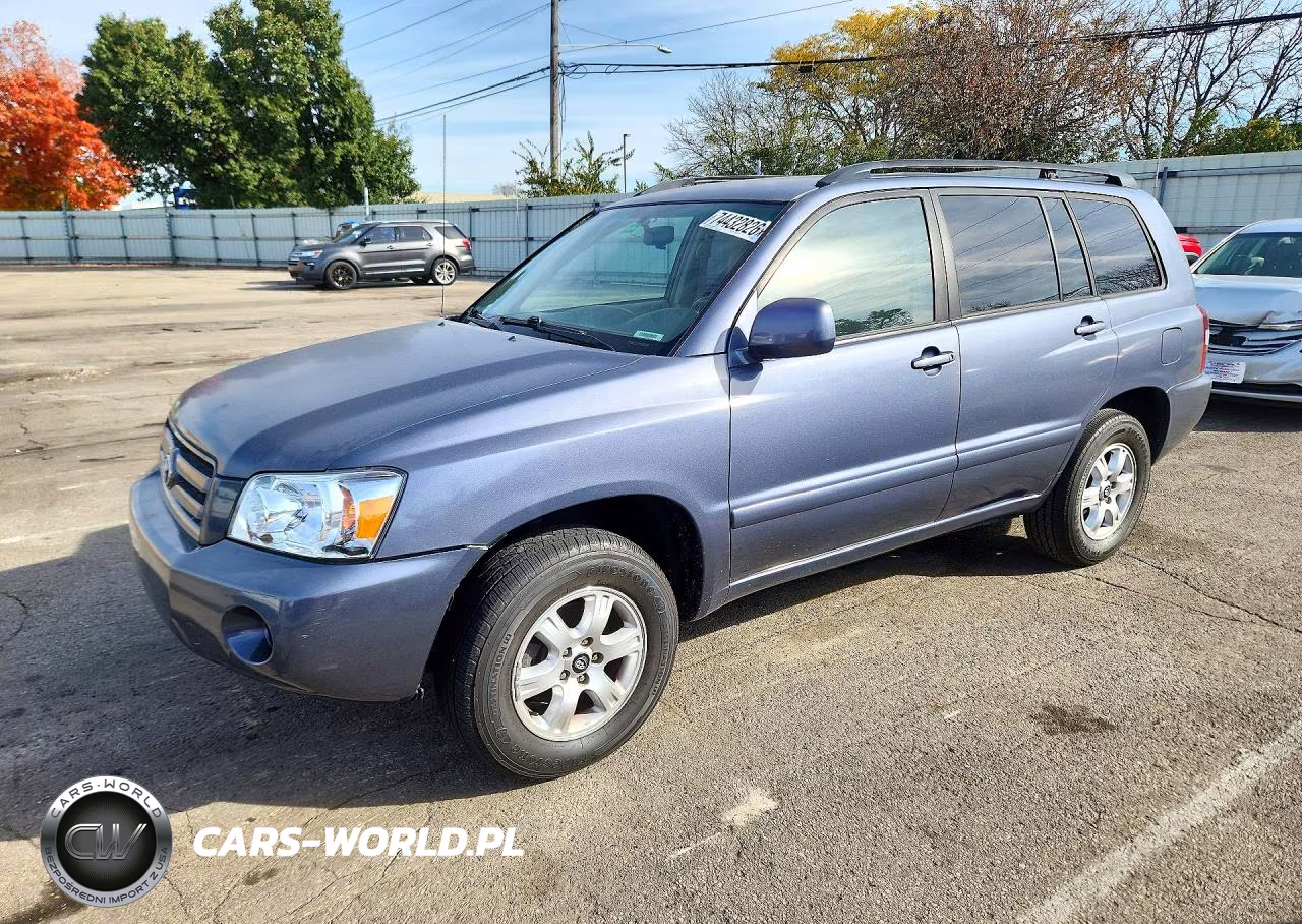 2004 Toyota Highlander Base