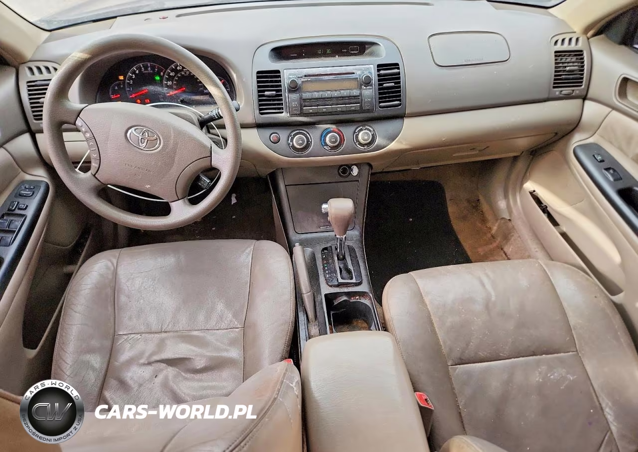 2005 Toyota Camry Le VIN:4T1BE32K75U036676 - 8
