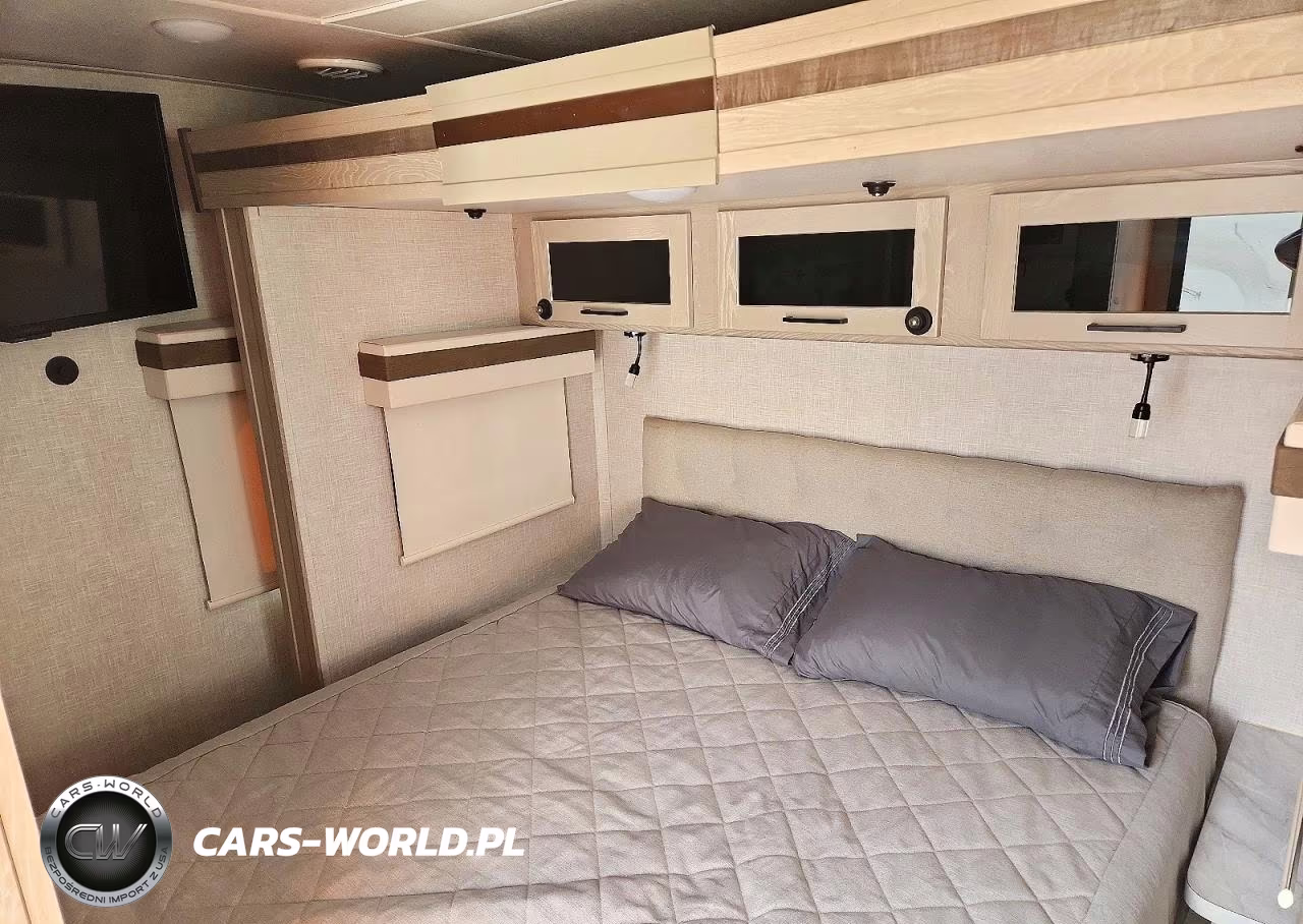 2023 Forest River Rockwood Ultra Lite Travel Trailer VIN:4X4TRLB22PZ184974 - 6