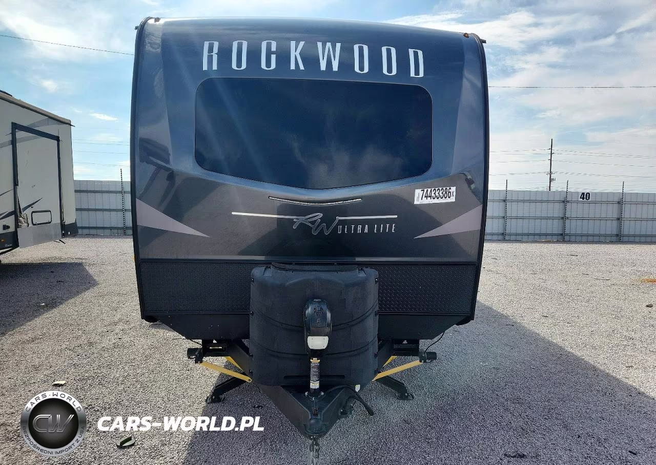 2023 Forest River Rockwood Ultra Lite Travel Trailer VIN:4X4TRLB22PZ184974 - 7
