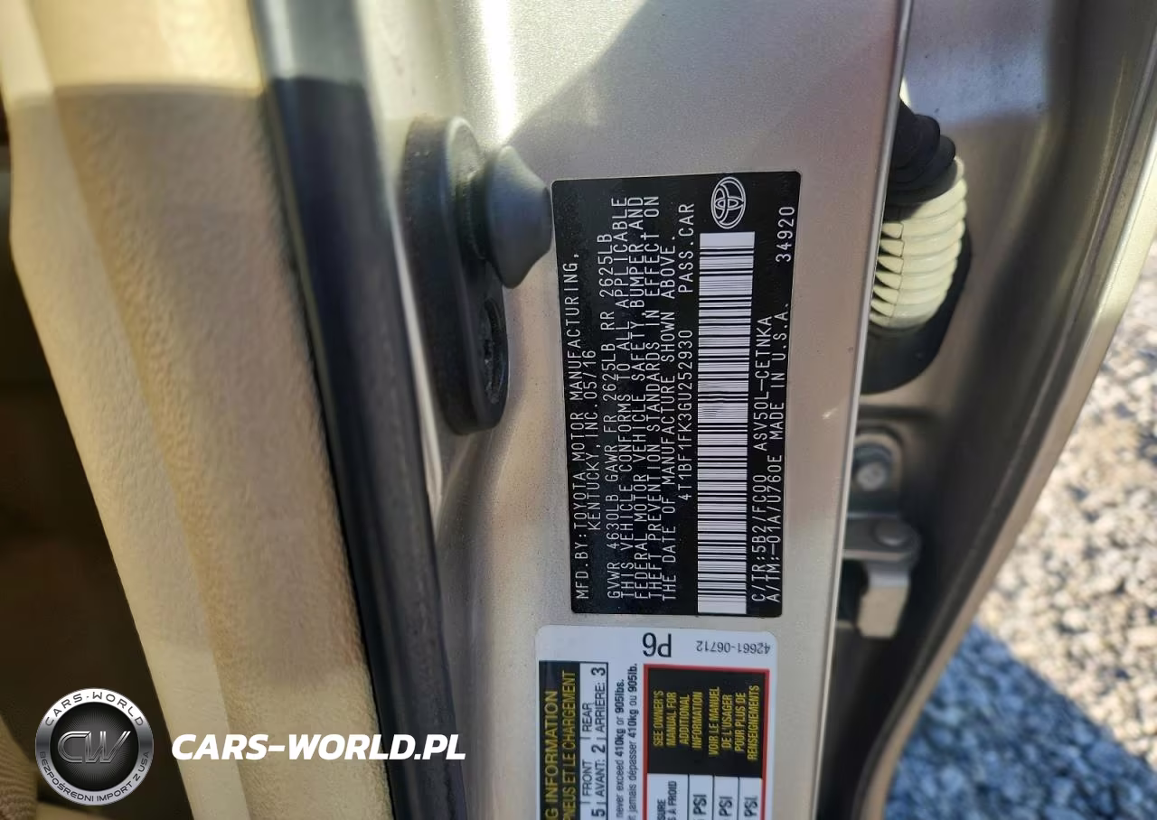 2016 Toyota Camry Le VIN:4T1BF1FK3GU252930 - 12