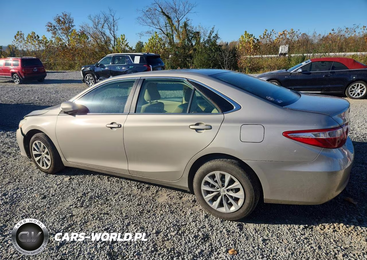 2016 Toyota Camry Le VIN:4T1BF1FK3GU252930 - 2