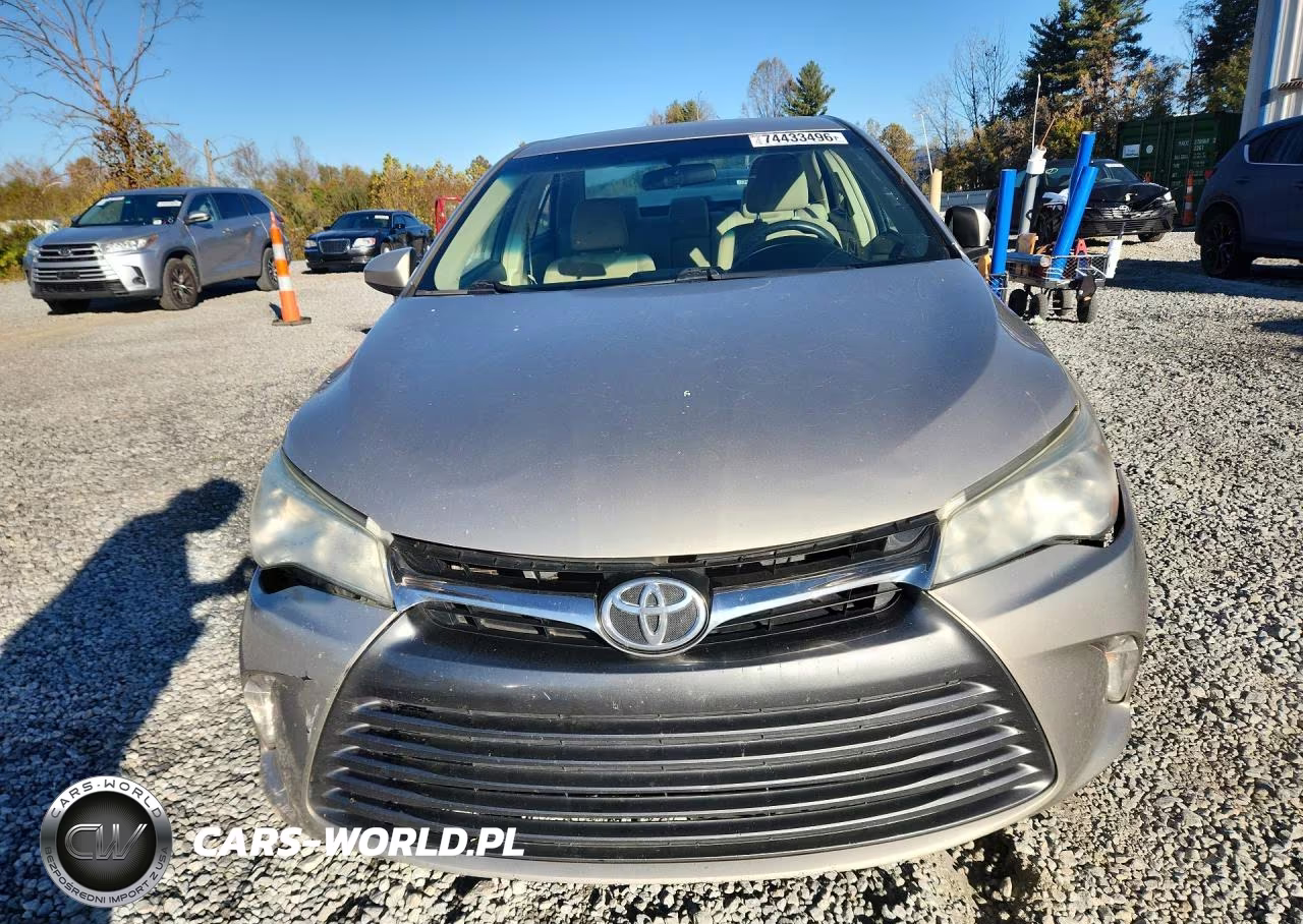 2016 Toyota Camry Le VIN:4T1BF1FK3GU252930 - 5