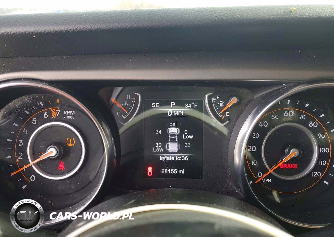 2020 Jeep Gladiator Sport VIN:1C6JJTAG8LL172155 - 9