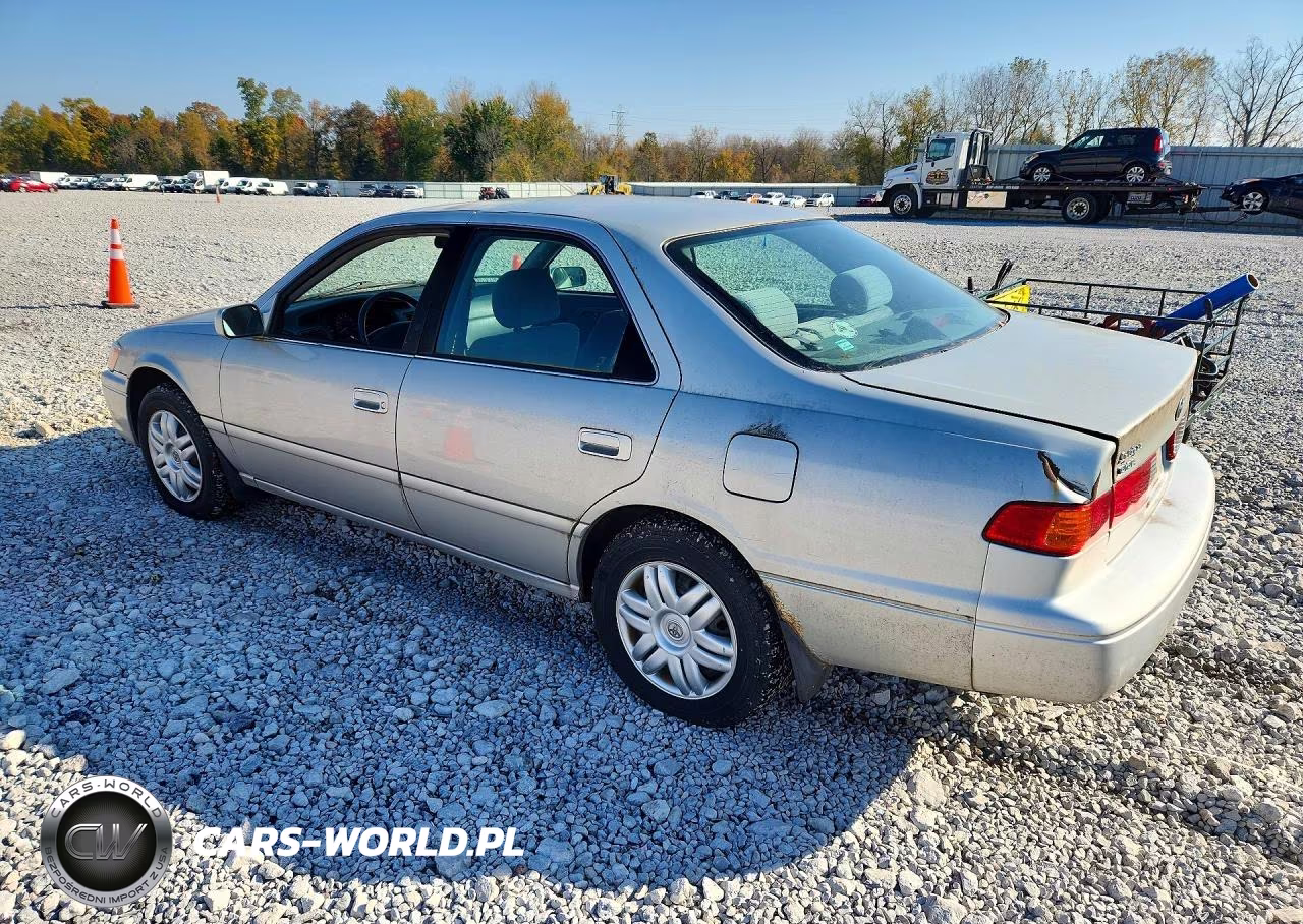 2001 Toyota Camry Le VIN:4T1BG22K11U103741 - 2