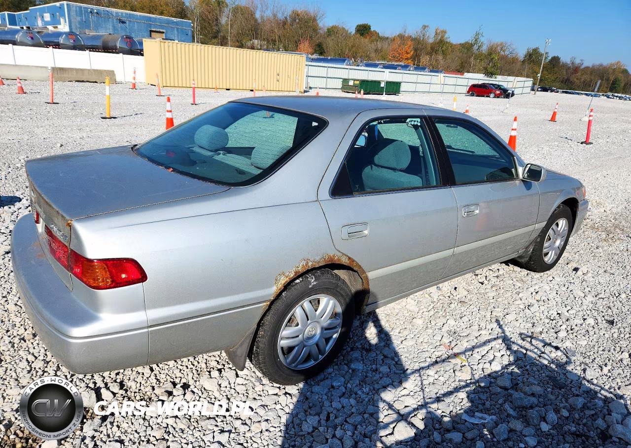 2001 Toyota Camry Le VIN:4T1BG22K11U103741 - 3