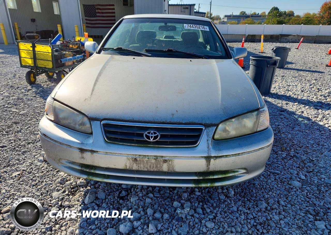2001 Toyota Camry Le VIN:4T1BG22K11U103741 - 5