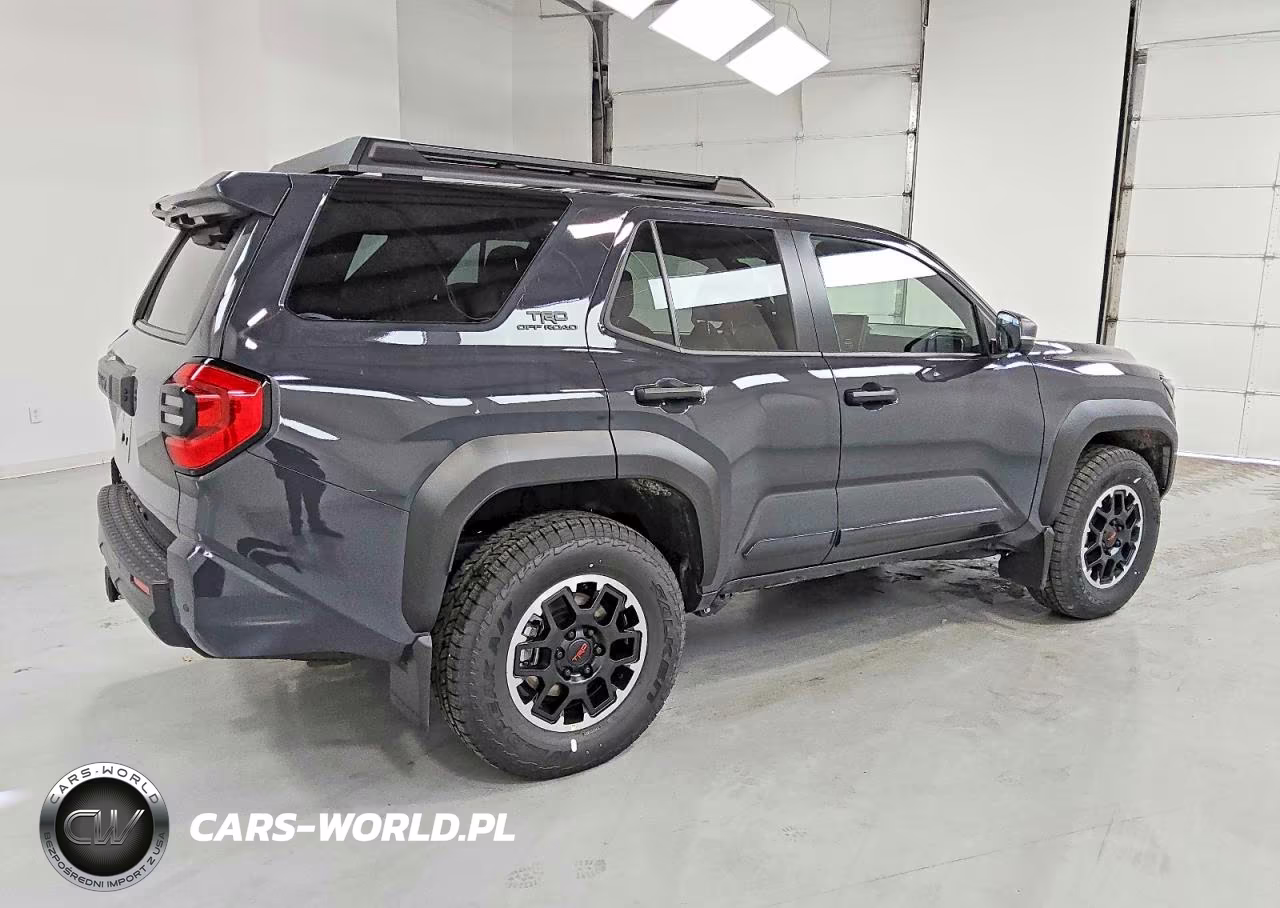 2025 Toyota 4Runner Trd Off Road Premium VIN:JTEVA5BR7S5001871 - 3