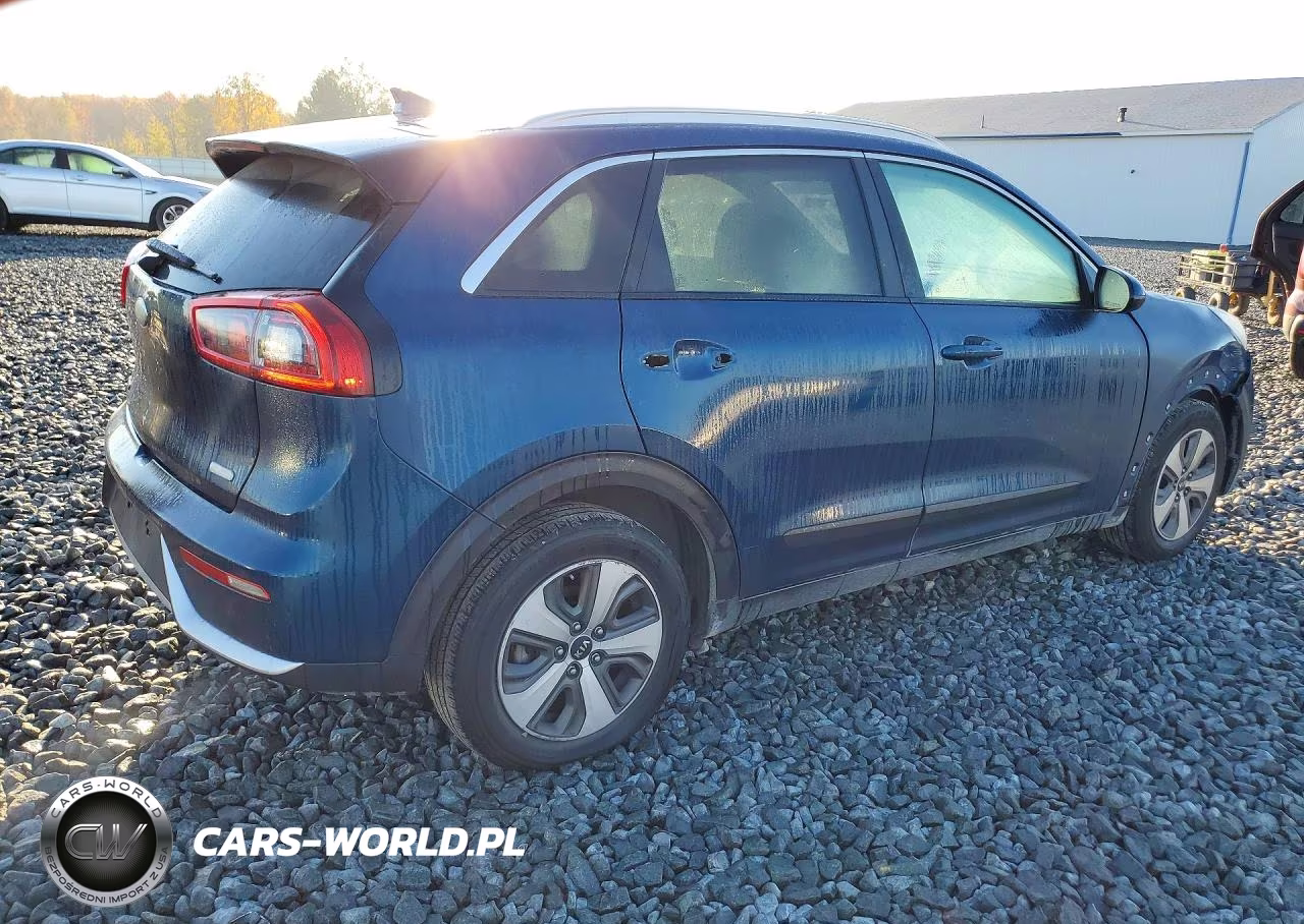 2018 Kia Niro Lx VIN:KNDCB3LC5J5127362 - 3