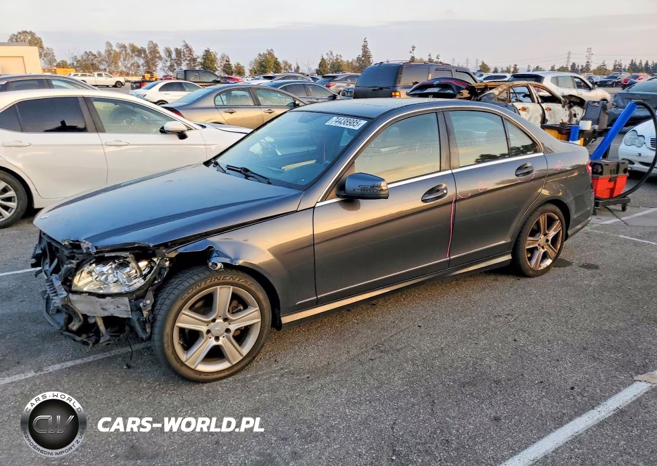 2010 Mercedes-Benz C 300