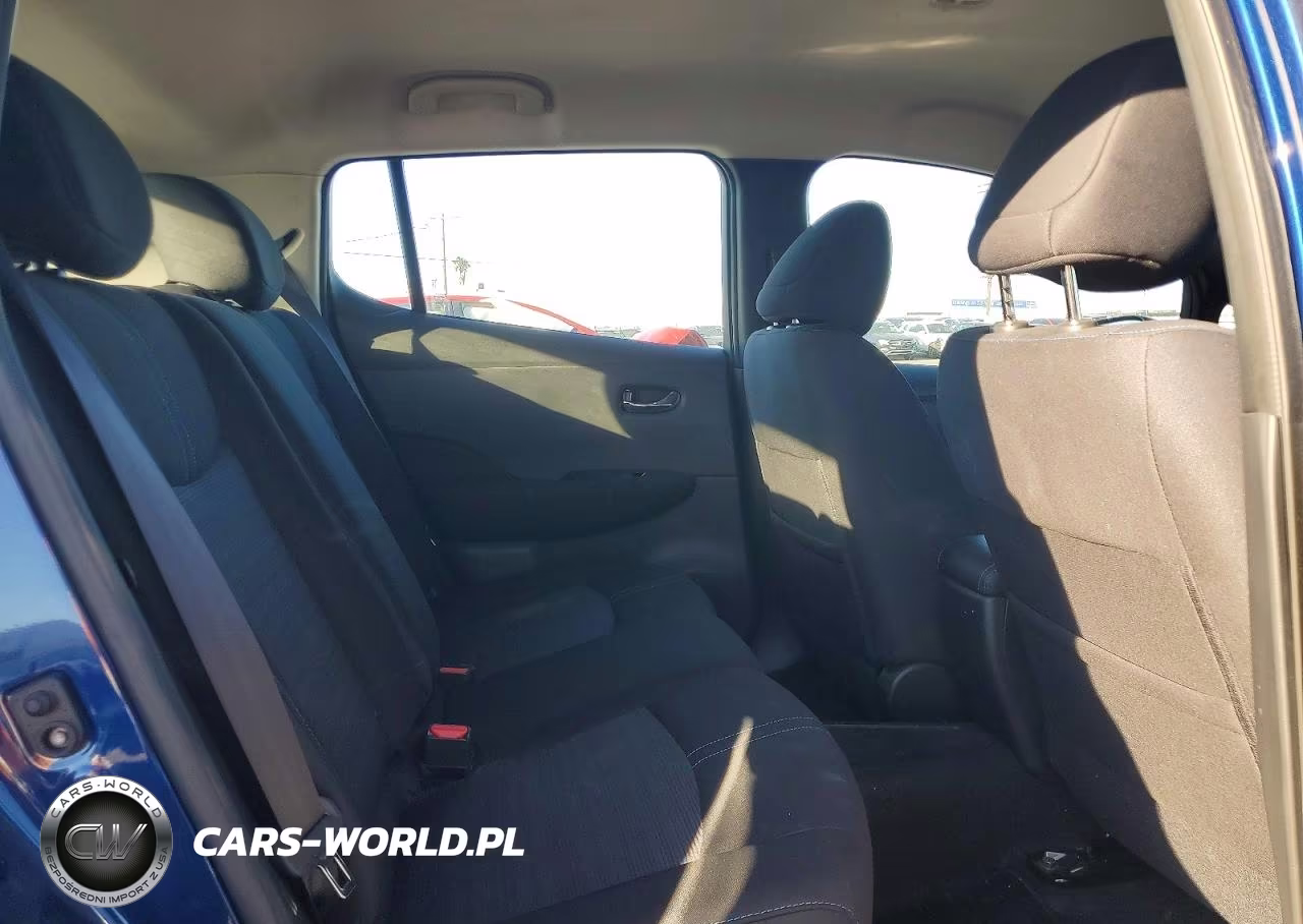 2018 Nissan Leaf Sv VIN:1N4AZ1CP0JC305481 - 10