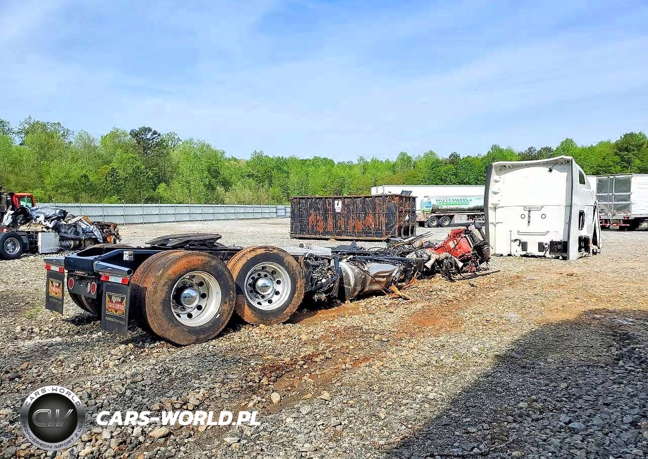 2024 Peterbilt 579 Semi Truck VIN:1XPBD49X9RD673295 - 4